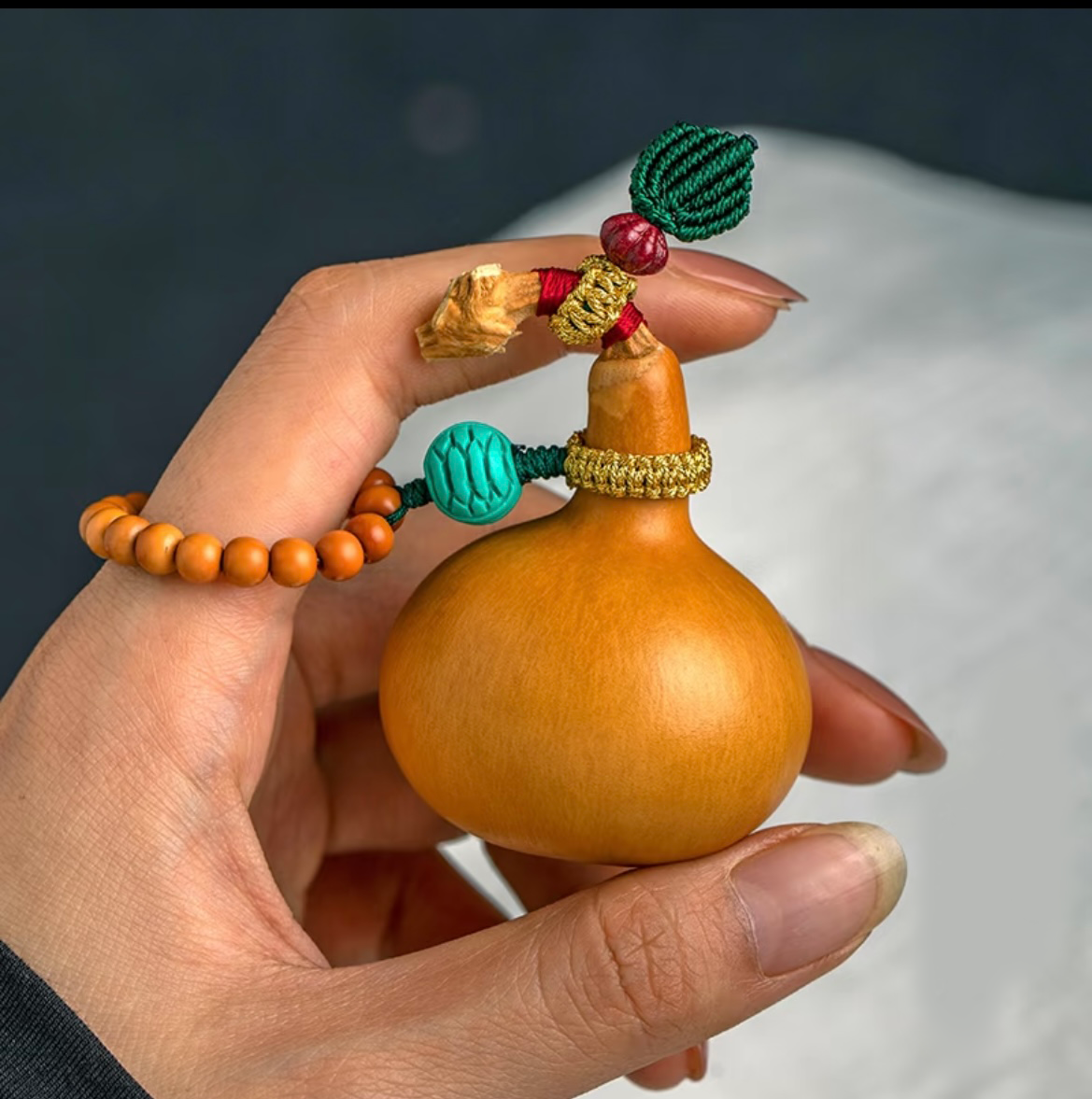 Hand - crafted Natural Gourd Hand - Twist with Phoenix Eye Bodhi Beads